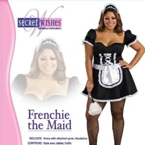 BRAND NEW women plus size french maid halloween costume size 18-20